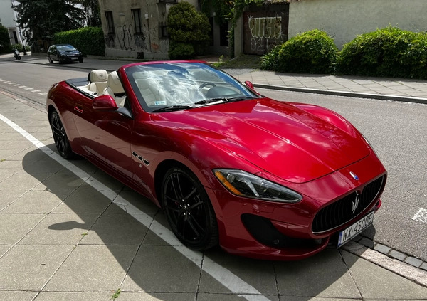 samochody osobowe Maserati GranCabrio cena 299000 przebieg: 40700, rok produkcji 2015 z Warszawa